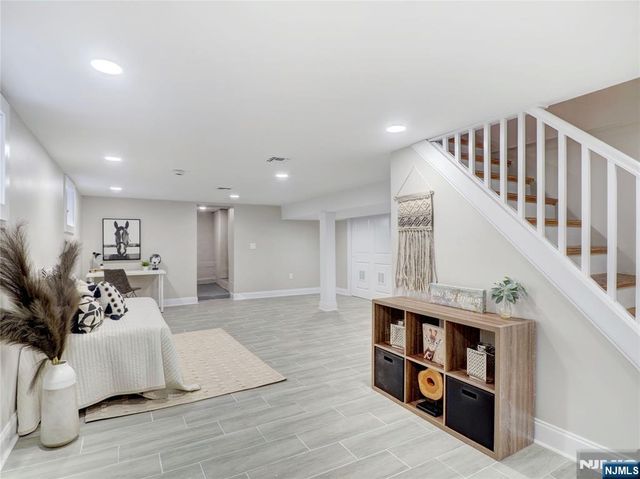 495 Clinton Street, East Orange, NJ 07018