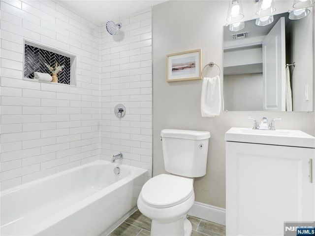 495 Clinton Street, East Orange, NJ 07018