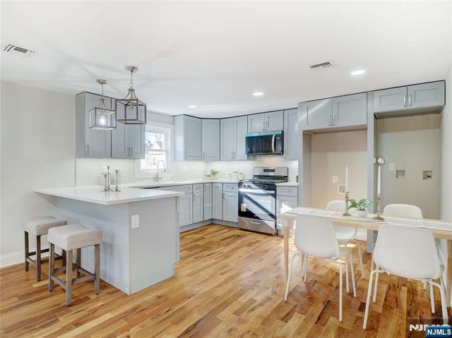 495 Clinton Street, East Orange, NJ 07018