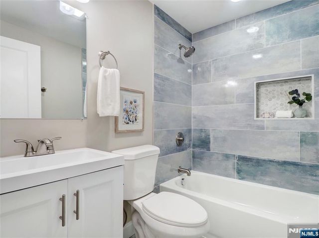 495 Clinton Street, East Orange, NJ 07018