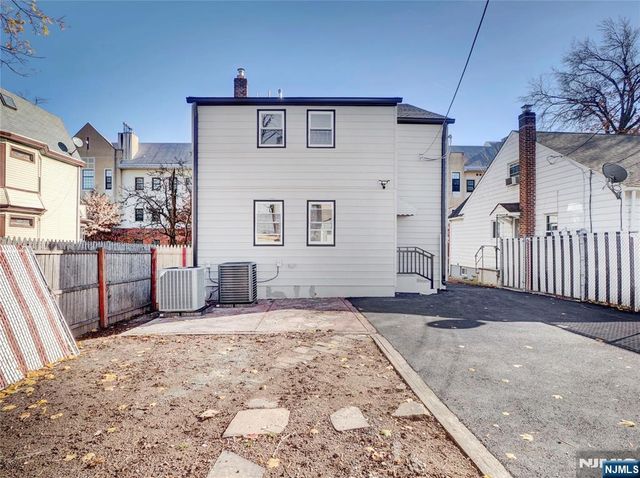 495 Clinton Street, East Orange, NJ 07018