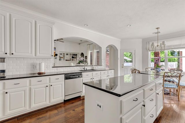 18014 Bayou Mead Trail, Humble, TX 77346