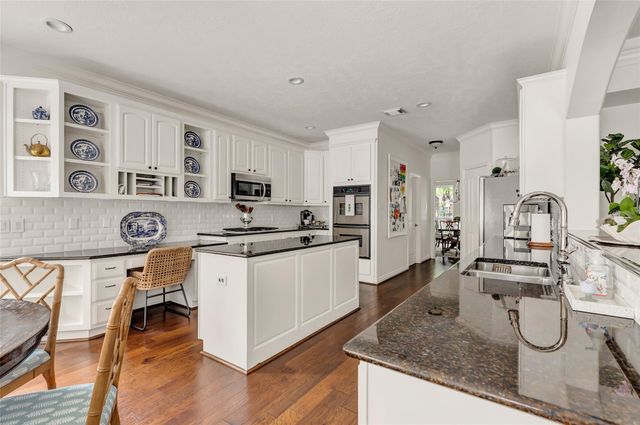 18014 Bayou Mead Trail, Humble, TX 77346