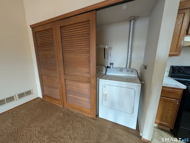 17 Little Oak Lane 17, Rocky Hill, CT 06067