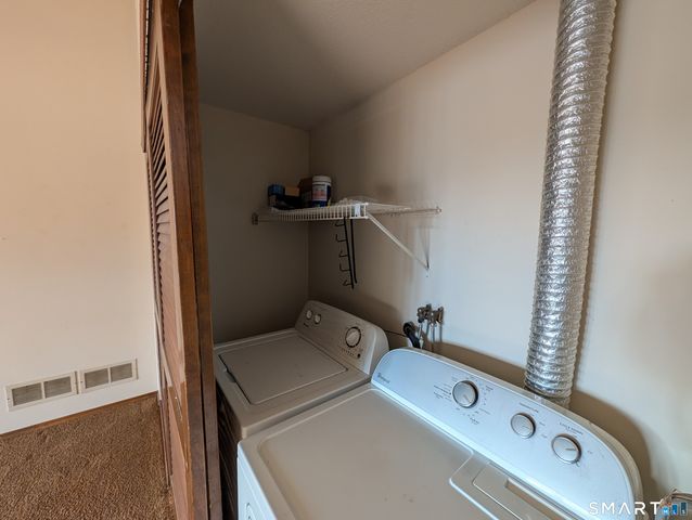 17 Little Oak Lane 17, Rocky Hill, CT 06067