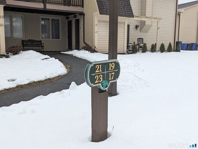 17 Little Oak Lane 17, Rocky Hill, CT 06067