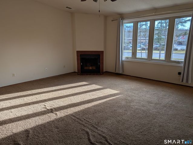 17 Little Oak Lane 17, Rocky Hill, CT 06067