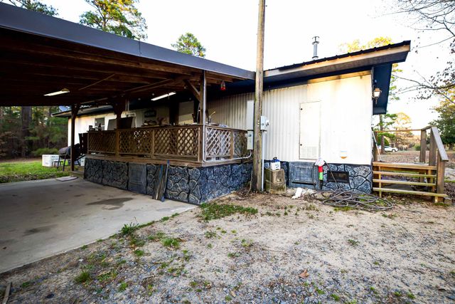 1798 Ouachita 67, Camden, AR 71701