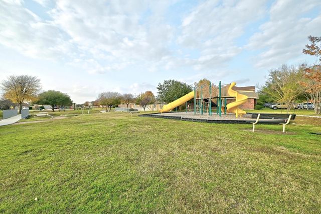 119 Aguilar DR, Hutto, TX 78634