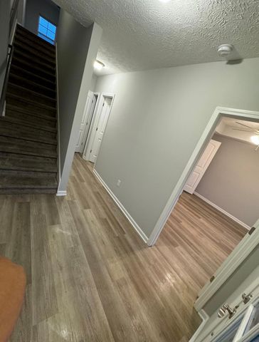 315 Jerry Butler Dr, La Vergne, TN 37086