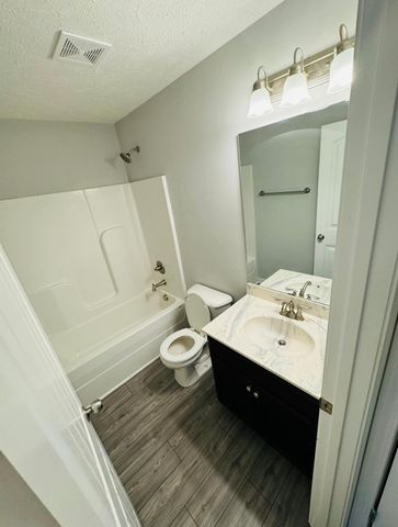 315 Jerry Butler Dr, La Vergne, TN 37086