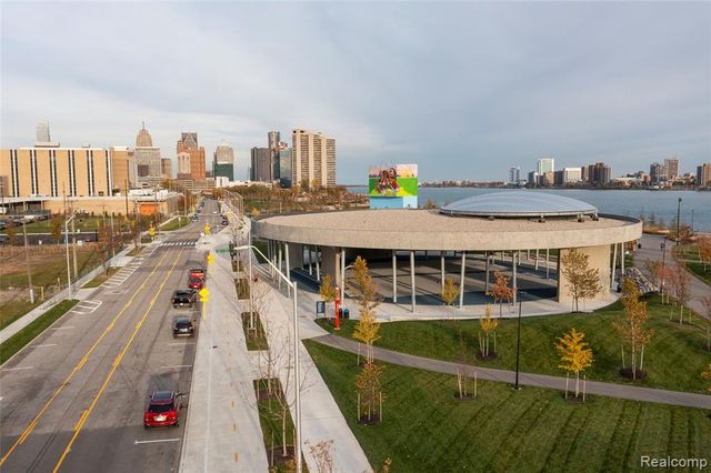 2426 Michigan Avenue, Detroit, MI 48216