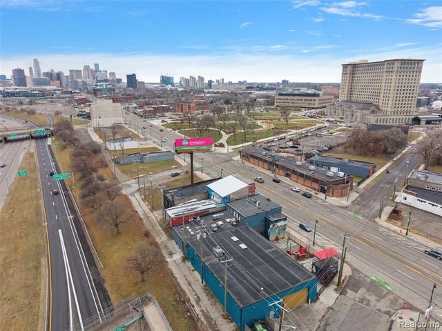 2426 Michigan Avenue, Detroit, MI 48216