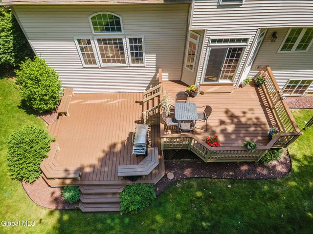 46 Mann Boulevard, Halfmoon, NY 12065