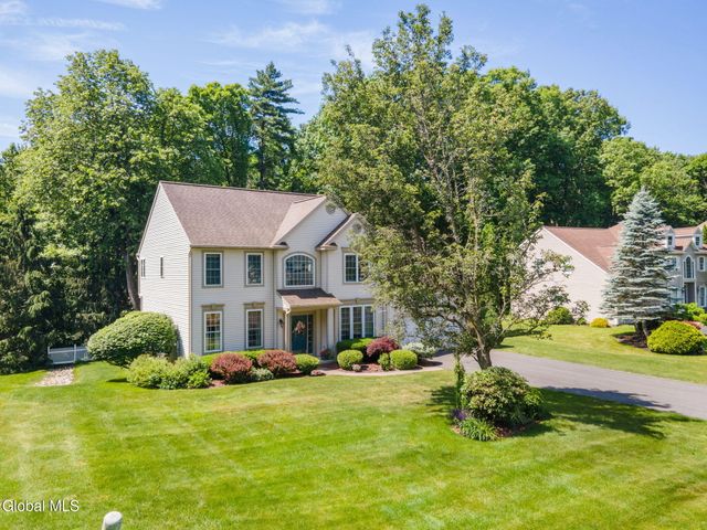 46 Mann Boulevard, Halfmoon, NY 12065