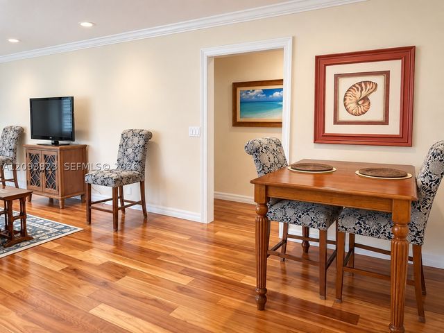 11 Garden St 101T, Tequesta, FL 33469