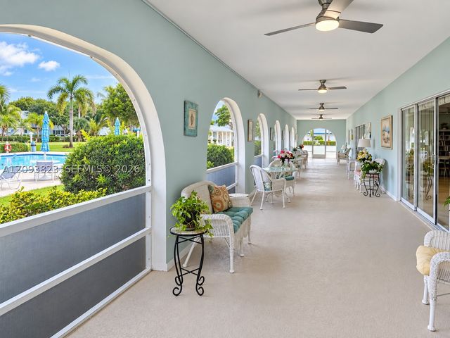 11 Garden St 101T, Tequesta, FL 33469