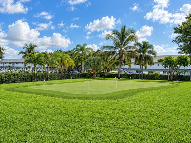 11 Garden St 101T, Tequesta, FL 33469