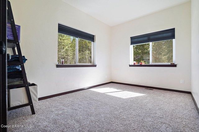 10209 E Snowy LN, Athol, ID 83801