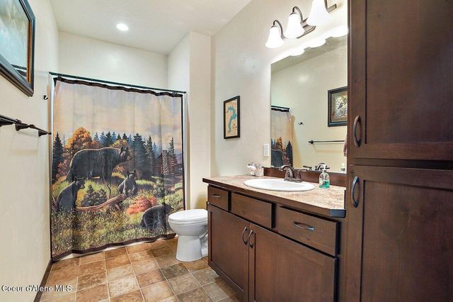 10209 E Snowy LN, Athol, ID 83801