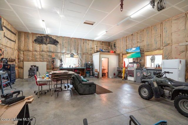 10209 E Snowy LN, Athol, ID 83801