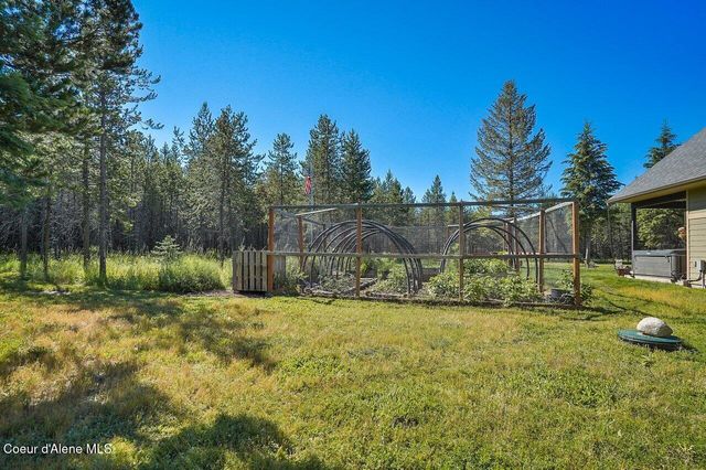 10209 E Snowy LN, Athol, ID 83801