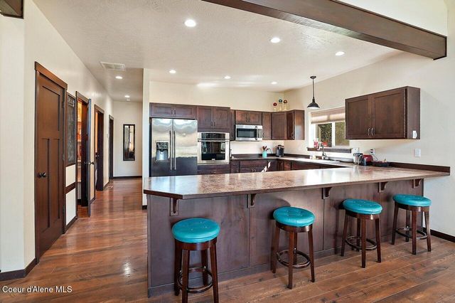 10209 E Snowy LN, Athol, ID 83801