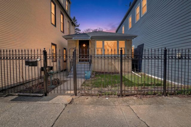 3138 N Richmond Street, Chicago, IL 60618