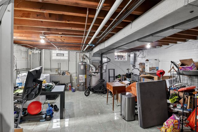 3138 N Richmond Street, Chicago, IL 60618