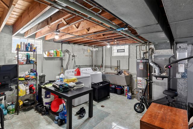 3138 N Richmond Street, Chicago, IL 60618