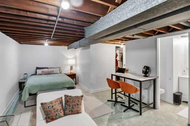 3138 N Richmond Street, Chicago, IL 60618