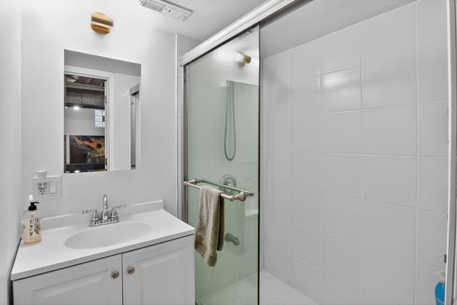 3138 N Richmond Street, Chicago, IL 60618