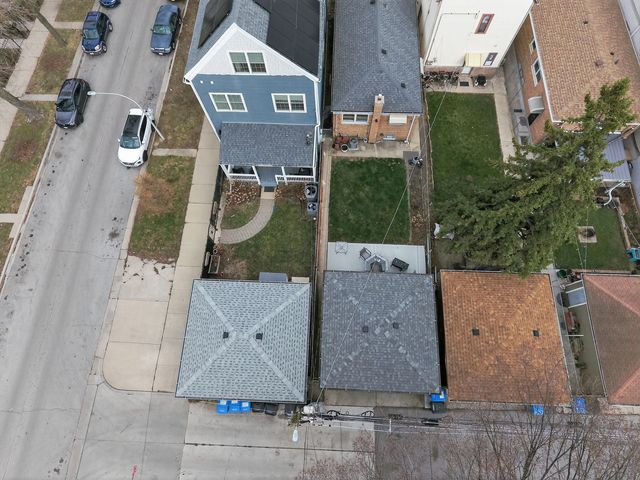 3138 N Richmond Street, Chicago, IL 60618