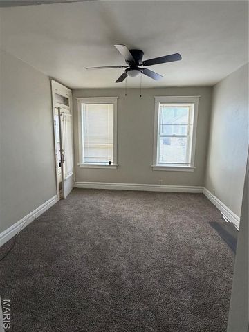 4624 Newport Avenue, St Louis, MO 63116