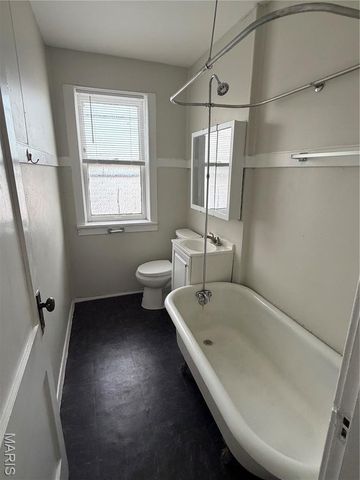 4624 Newport Avenue, St Louis, MO 63116