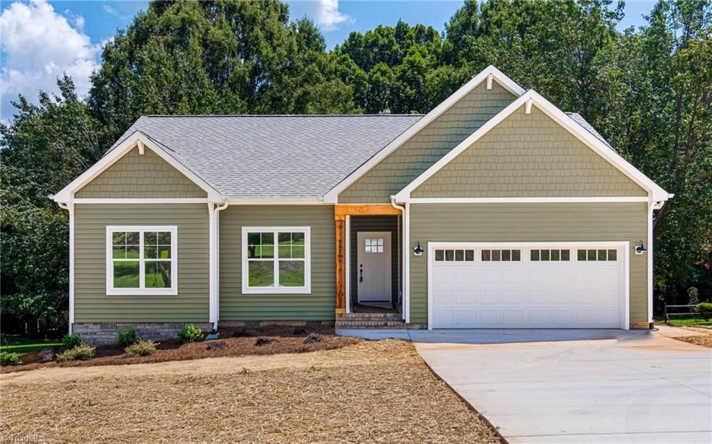 8520 Senoa Drive, Lewisville, NC 27023