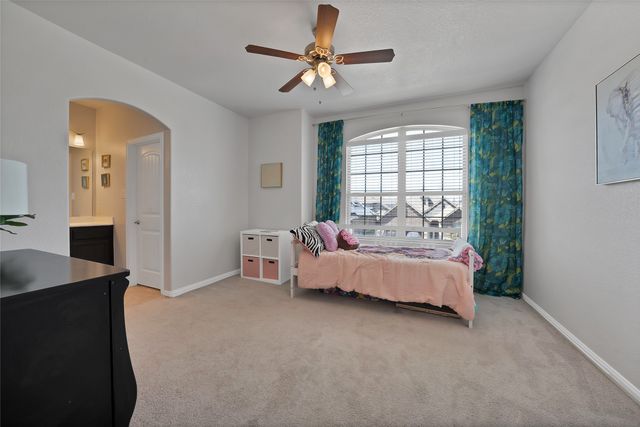 4702 Sunflower Drive, Mansfield, TX 76063