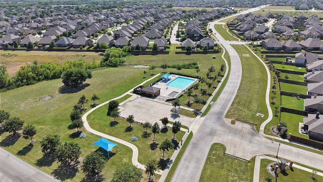 4702 Sunflower Drive, Mansfield, TX 76063