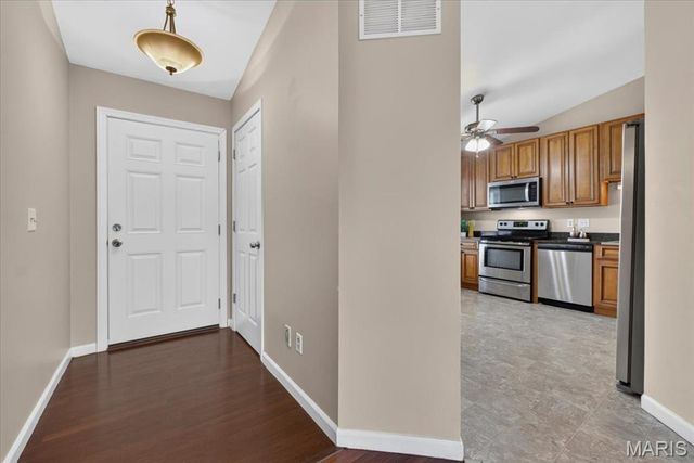 16 Devondale Place, St Peters, MO 63376