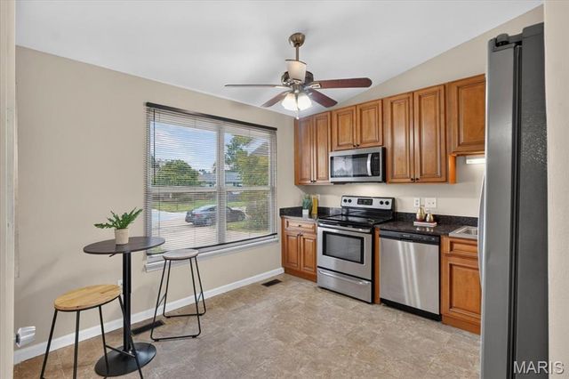 16 Devondale Place, St Peters, MO 63376