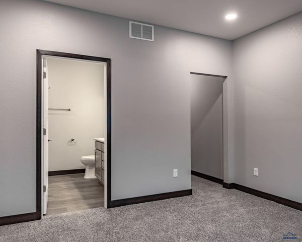 6799 ABELIA ST, Rapid City, SD 57703