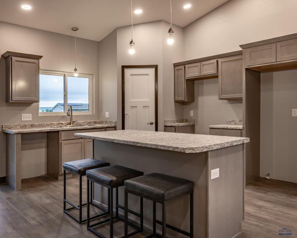 6799 ABELIA ST, Rapid City, SD 57703