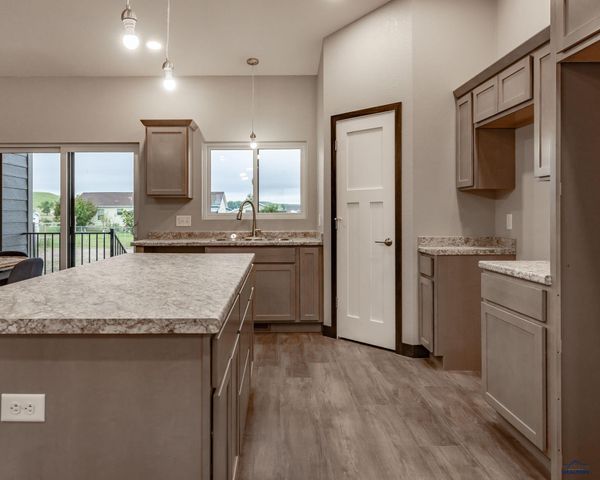 6799 ABELIA ST, Rapid City, SD 57703