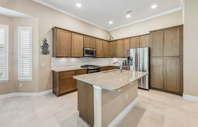 9905 Teakwood Avenue, Denton, TX 76207