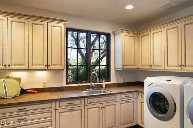 10040 E HAPPY VALLEY Road 784, Scottsdale, AZ 85255