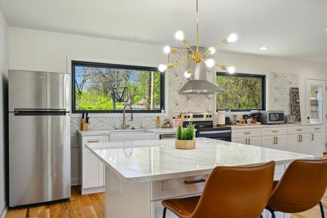 615 E Parkway, S, Memphis, TN 38104