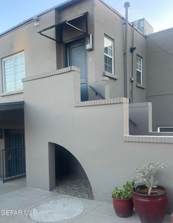1415 N Ochoa Street B, El Paso, TX 79902