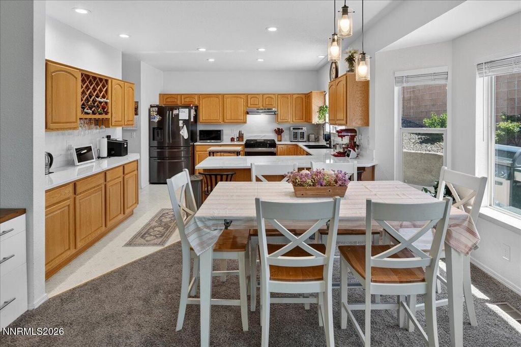 Image 12 of property listing at 961 Sunup Court, Carson City, NV 89705
