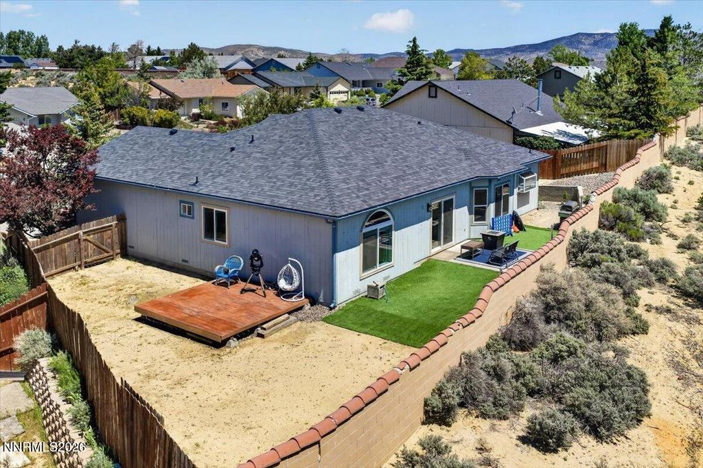 Image 37 of property listing at 961 Sunup Court, Carson City, NV 89705