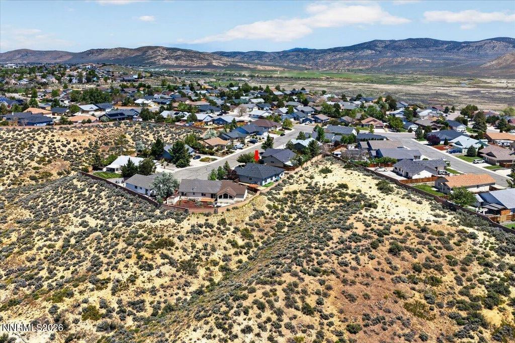 Image 40 of property listing at 961 Sunup Court, Carson City, NV 89705